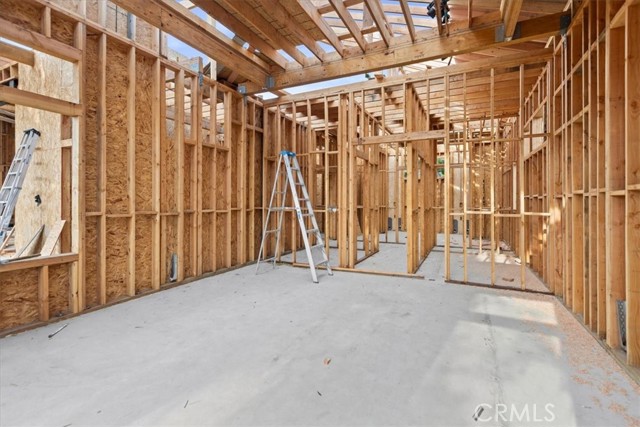 1629 N Palm Avenue, Upland CA: https://media.crmls.org/medias/5397f282-7669-4a7c-8d34-06d776be4a0c.jpg