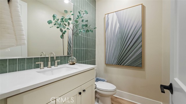 Image 13 of 37 For 21407 Zaca Court