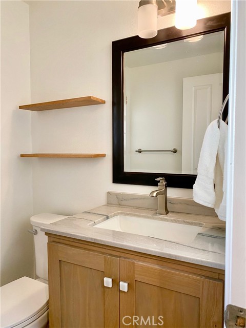 Detail Gallery Image 25 of 27 For 286 Carefree, Costa Mesa,  CA 92627 - 3 Beds | 2/1 Baths