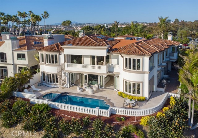 71 Ritz Cove Drive, Dana Point CA: https://media.crmls.org/medias/5399278a-ec58-4080-9362-3467dee0e2f7.jpg
