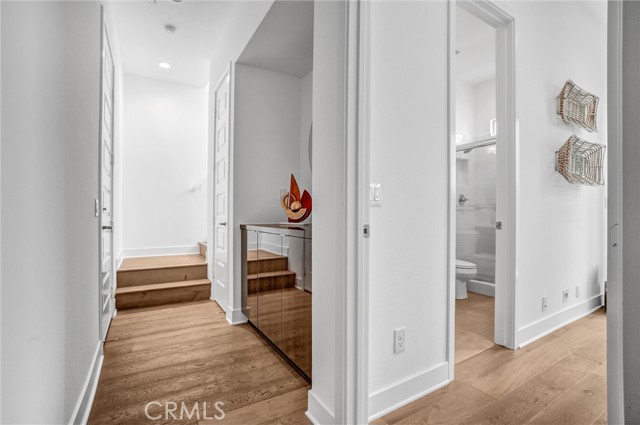 Image 33 of 51 For 24 Ebb Tide  