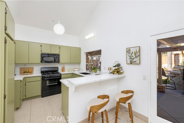 Detail Gallery Image 9 of 24 For 25605 Corsica Way, Yorba Linda,  CA 92887 - 3 Beds | 2 Baths