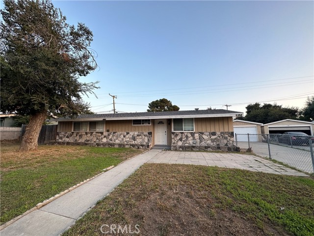 2384 Canterbury Ave, Pomona, CA 91768