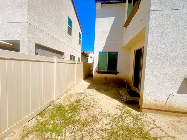 1485 E Laurelwood Drive, San Bernardino CA: https://media.crmls.org/medias/539b3d10-d348-44cb-9d3e-d02f072cdc98.jpg