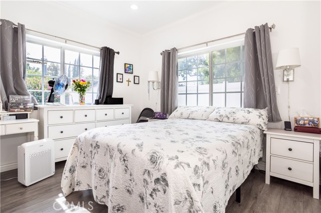 7744 Rhea Avenue, Reseda CA: https://media.crmls.org/medias/539b6535-2e96-4ac7-9622-407b1f965d73.jpg