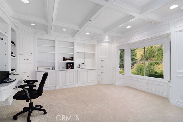 Detail Gallery Image 24 of 46 For 28600 Wagon Rd, Agoura Hills,  CA 91301 - 7 Beds | 7 Baths