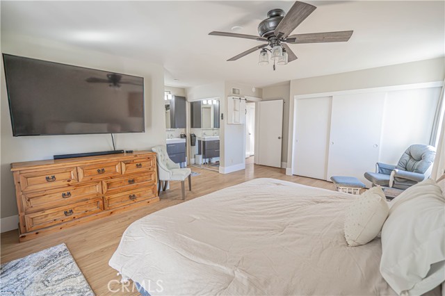 Detail Gallery Image 31 of 61 For 28816 Kenroy Ave, Canyon Country,  CA 91387 - 5 Beds | 3 Baths