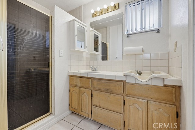 Detail Gallery Image 24 of 35 For 1934 S Robert Ln, Anaheim,  CA 92802 - 5 Beds | 4 Baths