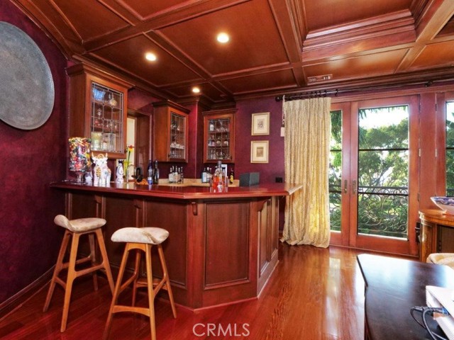 Wet Bar in Family/Recreation Room