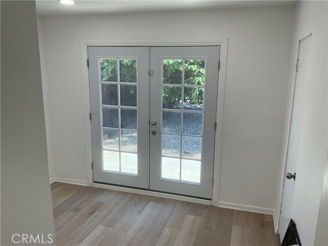 Detail Gallery Image 11 of 15 For 17734 Baltar St, Reseda,  CA 91335 - 6 Beds | 2 Baths