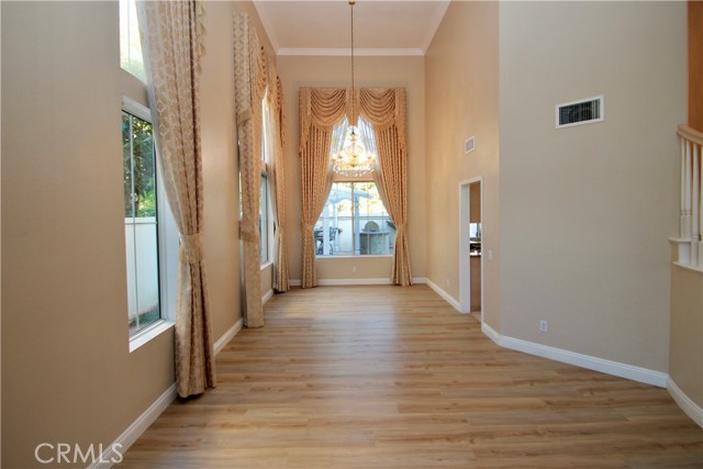 Detail Gallery Image 5 of 31 For 11 Pienza, Irvine,  CA 92606 - 5 Beds | 3 Baths