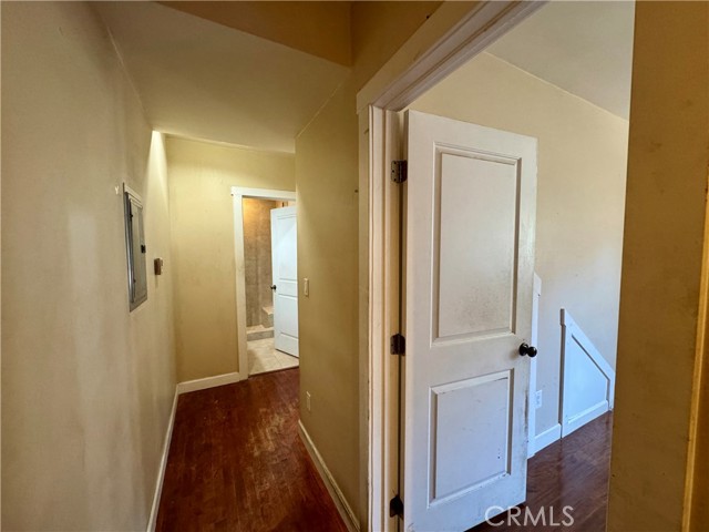 Detail Gallery Image 4 of 9 For 20 N Vega St, Alhambra,  CA 91801 - 2 Beds | 2 Baths