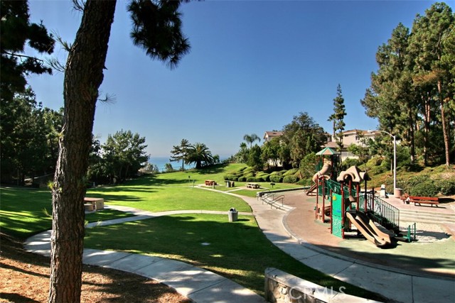 33611 Dana Vista Drive, Dana Point CA: https://media.crmls.org/medias/53a0506e-f3e4-4646-a6e9-c9cd1c34cd99.jpg