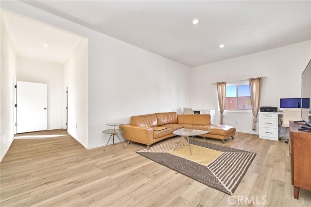 Detail Gallery Image 44 of 55 For 23706 Livewood Ln, Harbor City,  CA 90710 - 5 Beds | 3 Baths