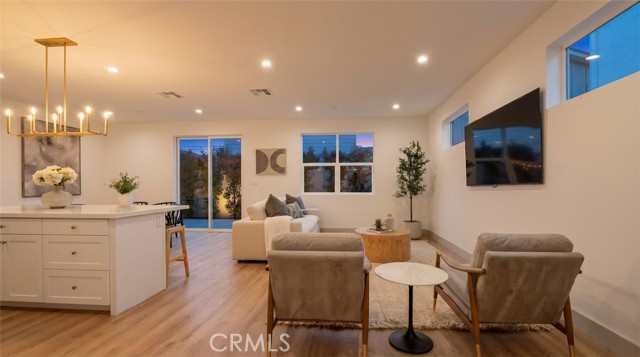 Detail Gallery Image 29 of 36 For 15534 Colorado Ave, Paramount,  CA 90723 - 4 Beds | 2/1 Baths