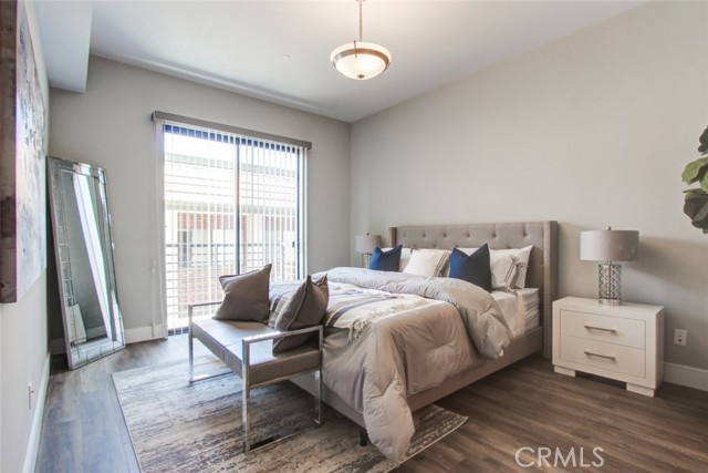 Detail Gallery Image 11 of 27 For 330 Salem #301,  Glendale,  CA 91203 - 2 Beds | 2/1 Baths