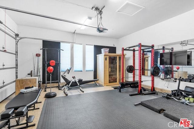 Detail Gallery Image 15 of 30 For 446 via Maggiore, Chula Vista,  CA 91914 - 5 Beds | 4/1 Baths