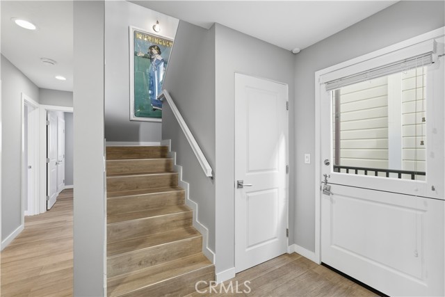 Detail Gallery Image 19 of 59 For 116 5th Place, Manhattan Beach,  CA 90266 - 5 Beds | 3 Baths