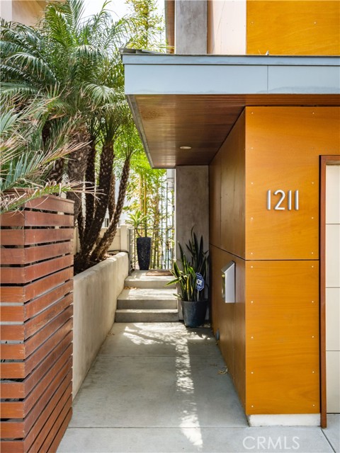 1211 Bayview Drive, Manhattan Beach, California 90266, 4 Bedrooms Bedrooms, ,4 BathroomsBathrooms,Residential,Sold,Bayview,SB21169008