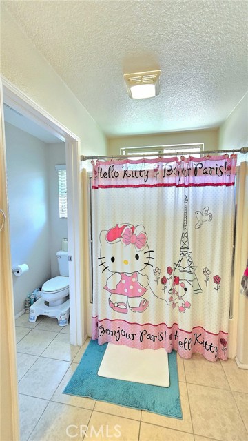 1063 S Reservoir Street, Pomona CA: https://media.crmls.org/medias/53a2e594-3900-49ae-8a80-6642c3d69a79.jpg