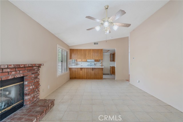 43805 Nicole Street, Lancaster CA: https://media.crmls.org/medias/53a40108-d4bc-4757-a599-0dbf4faa21e4.jpg