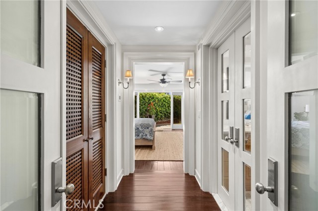 Detail Gallery Image 19 of 31 For 1030 Bayside Cove #702,  Newport Beach,  CA 92660 - 2 Beds | 2 Baths