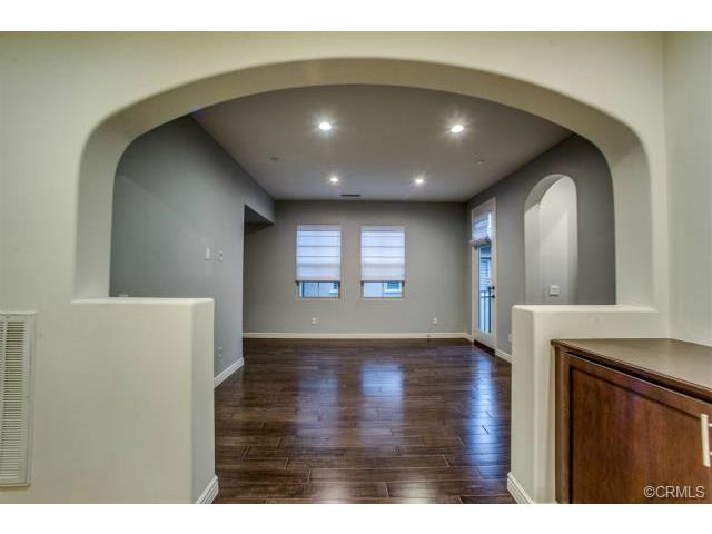 Detail Gallery Image 14 of 25 For 22 Upperbend, Irvine,  CA 92618 - 3 Beds | 2/1 Baths