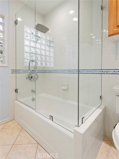 Detail Gallery Image 37 of 72 For 1012 N Sunset Canyon Dr, Burbank,  CA 91504 - 3 Beds | 2 Baths