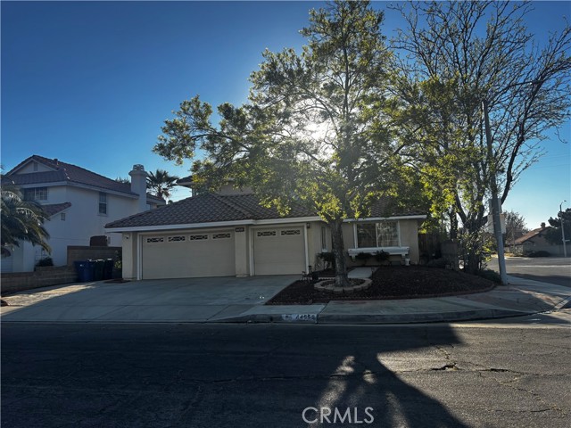 Front Image Thumbnail for CRSR26063168