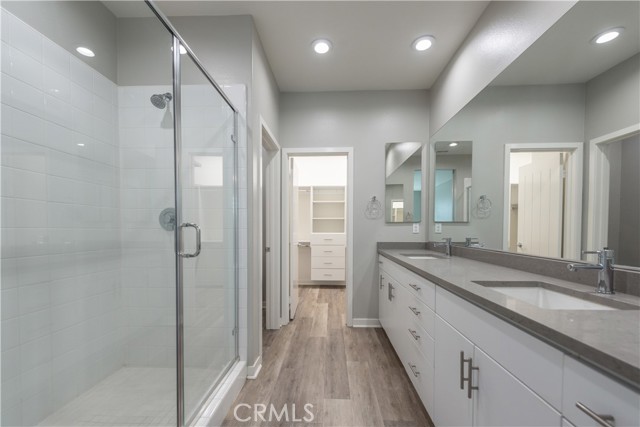 25 Savannah, Lake Forest CA: https://media.crmls.org/medias/53a70421-1d6f-43dd-a1aa-30fdf94d50b7.jpg