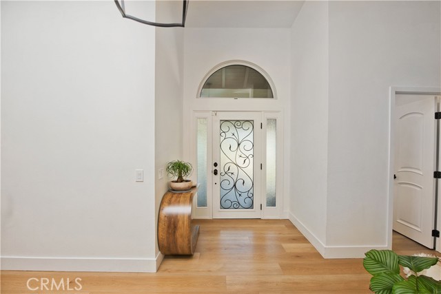 Detail Gallery Image 11 of 50 For 5684 Grey Rock Rd, Agoura Hills,  CA 91301 - 4 Beds | 3/1 Baths