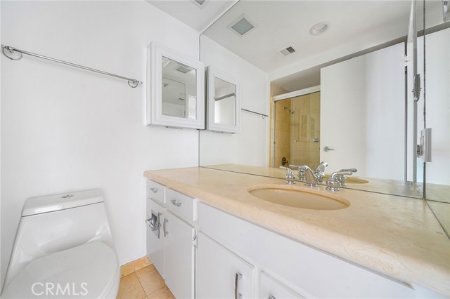 Detail Gallery Image 6 of 16 For 4335 Marina City #242,  Marina Del Rey,  CA 90292 - 2 Beds | 2 Baths