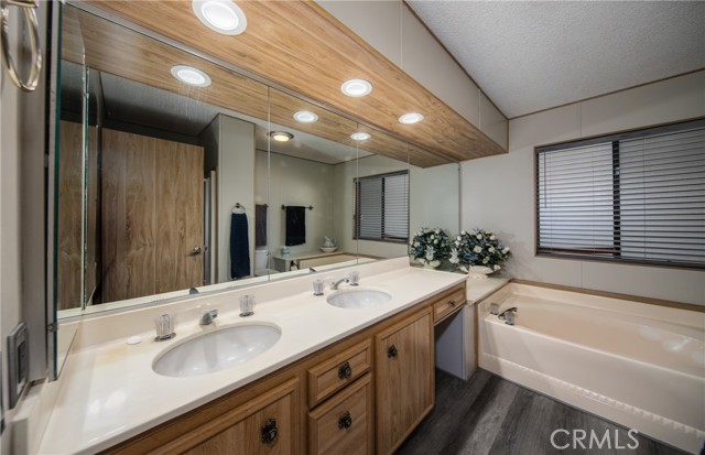 Detail Gallery Image 17 of 21 For 34111 Wildwood Canyon Rd #11,  Yucaipa,  CA 92399 - 2 Beds | 2 Baths