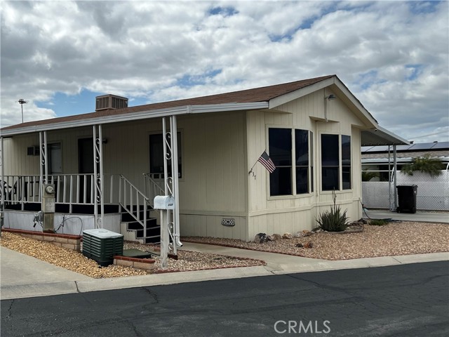 44725 St. Highway 74 Highway, Hemet CA: https://media.crmls.org/medias/53a8fa57-20fa-485c-8a32-555eb817363a.jpg