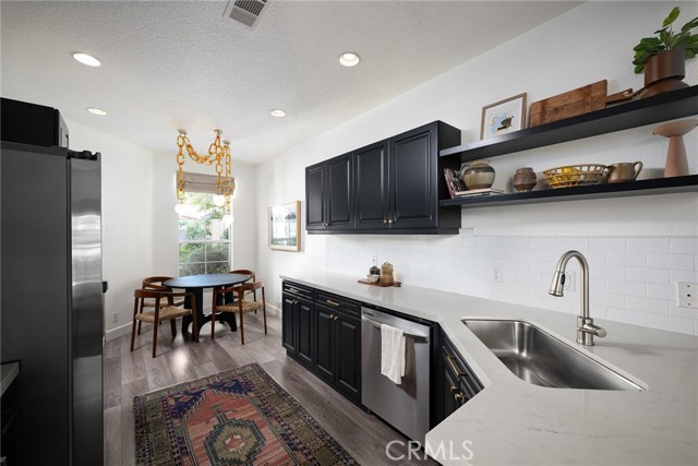 5 Auvergne, Newport Coast CA: https://media.crmls.org/medias/53a924f0-db10-4eb8-bcf3-367537ccca4b.jpg