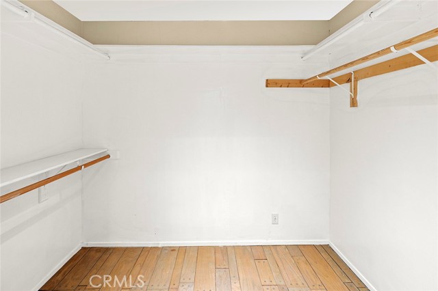 564 Seaward Road, Corona del Mar CA: https://media.crmls.org/medias/53a9b09f-aea3-4d43-b0c6-28d3e32e2dd3.jpg