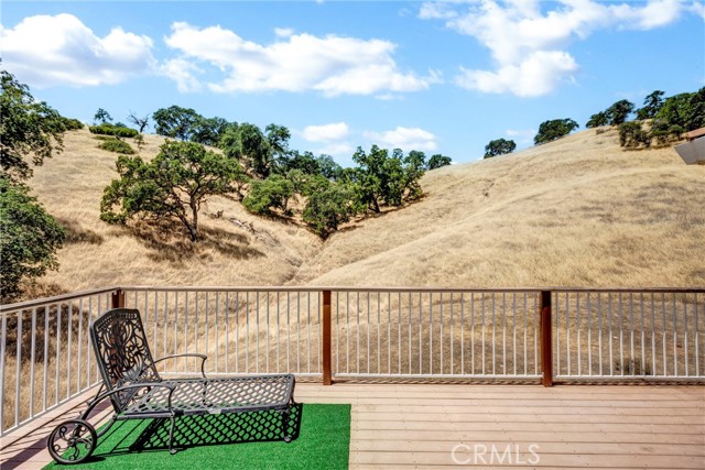 4445 Eucalyptus Avenue, Lakeport CA: https://media.crmls.org/medias/53a9f96d-decd-43ae-a2f3-8bd46a723fc6.jpg