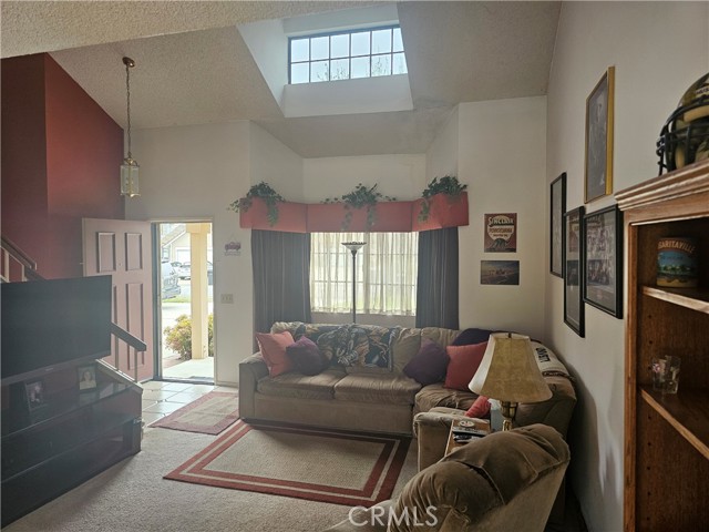 Detail Gallery Image 7 of 40 For 12274 Daisy Ct, Rancho Cucamonga,  CA 91739 - 3 Beds | 2/1 Baths