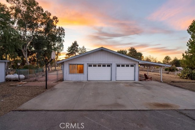 Detail Gallery Image 4 of 59 For 6935 Chardonnay Rd, Paso Robles,  CA 93446 - 4 Beds | 3 Baths