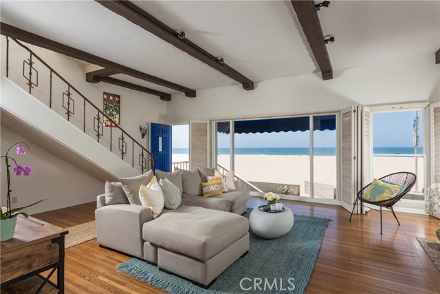 2654 The Strand, Hermosa Beach, California 90254, 3 Bedrooms Bedrooms, ,4 BathroomsBathrooms,Residential,Sold,The Strand,OC17238177