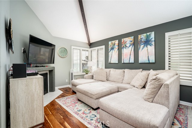 Detail Gallery Image 9 of 30 For 4862 Tiara, Huntington Beach,  CA 92649 - 1 Beds | 1 Baths