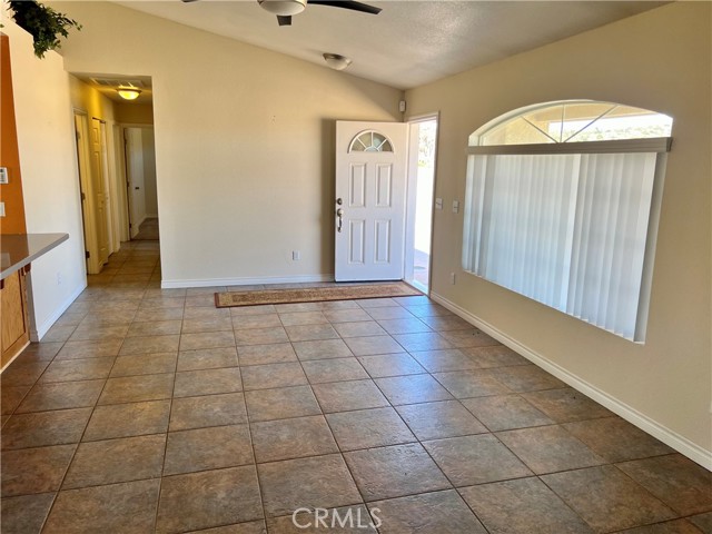 Detail Gallery Image 3 of 18 For 25625 Rancho, Apple Valley,  CA 92308 - 3 Beds | 2 Baths