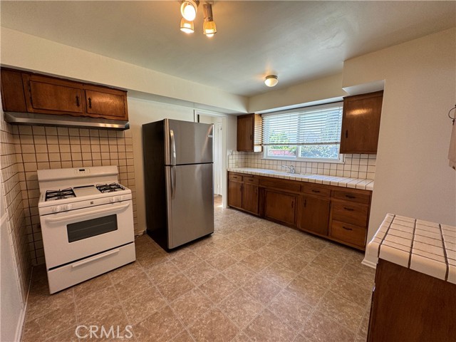 Detail Gallery Image 7 of 22 For 5313 S Centinela Ave, Los Angeles,  CA 90066 - 2 Beds | 1/1 Baths