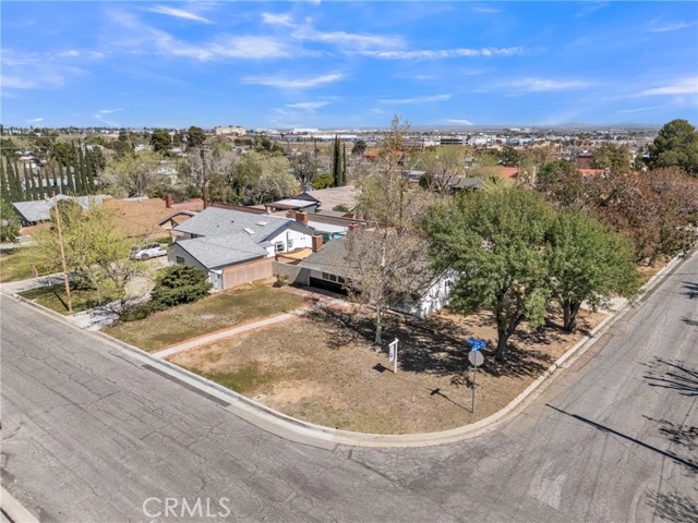 Detail Gallery Image 5 of 23 For 38734 Sage Tree St, Palmdale,  CA 93551 - 3 Beds | 2 Baths