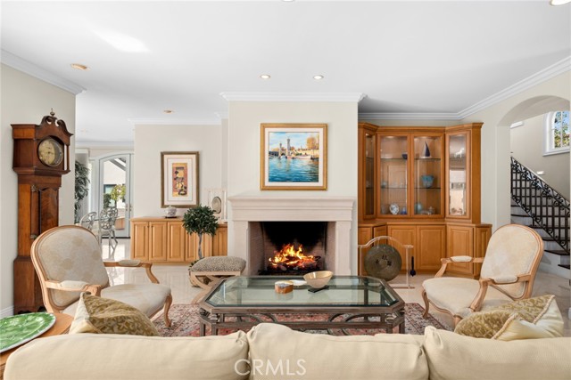 Detail Gallery Image 9 of 48 For 521 via Lido Nord, Newport Beach,  CA 92663 - 5 Beds | 4/2 Baths