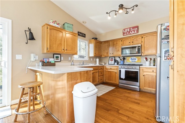 Detail Gallery Image 18 of 49 For 2627 Captains Walk, Lake Nacimiento,  CA 93426 - 3 Beds | 2 Baths