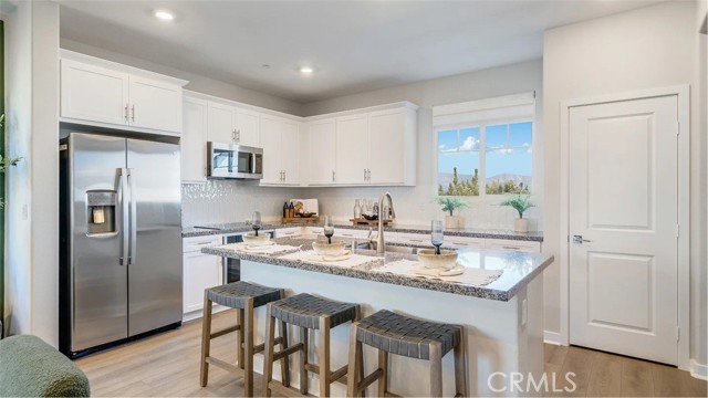 Front Image Thumbnail for CRSW25261348