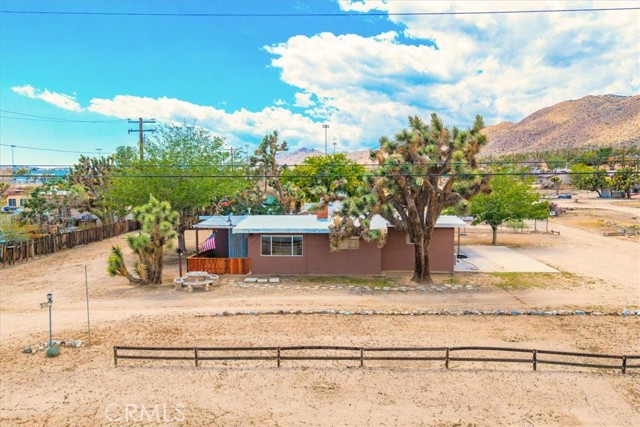 Detail Gallery Image 2 of 54 For 6922 Grand Ave, Yucca Valley,  CA 92284 - 3 Beds | 2 Baths