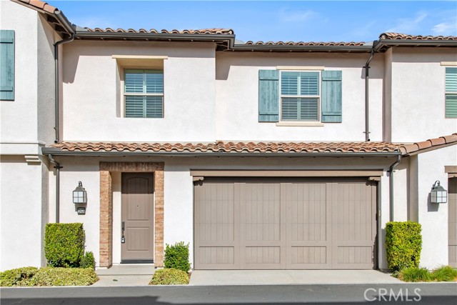 Detail Gallery Image 2 of 29 For 143 Augustine, Irvine,  CA 92618 - 3 Beds | 2/1 Baths