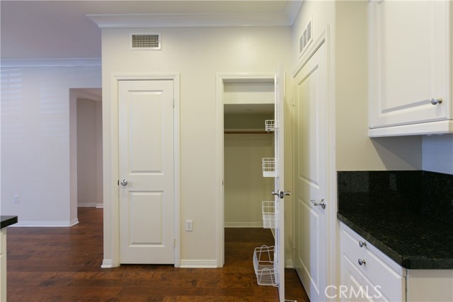 Detail Gallery Image 11 of 24 For 124 Coralwood, Irvine,  CA 92618 - 2 Beds | 1/1 Baths